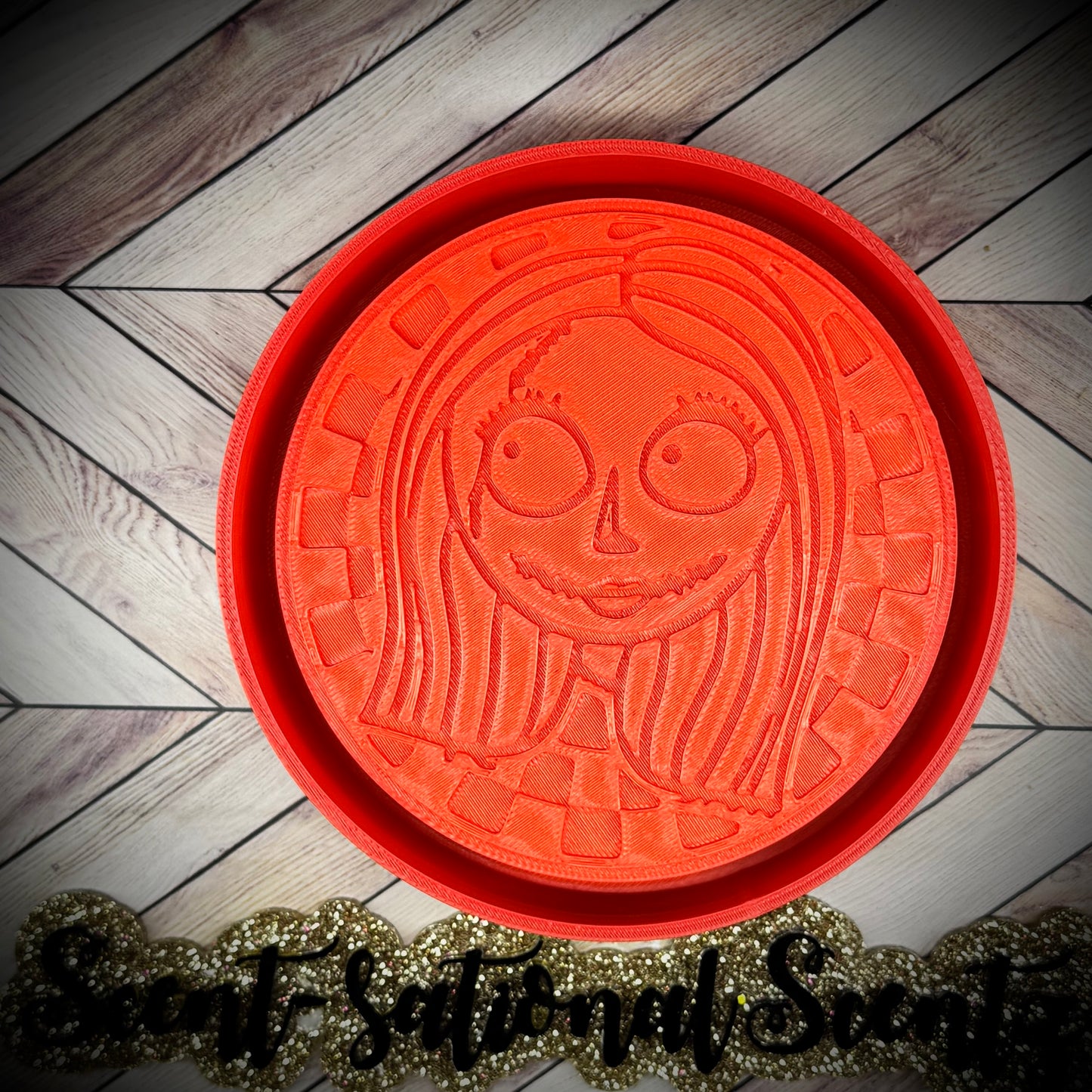 Checkered Sally Round mold