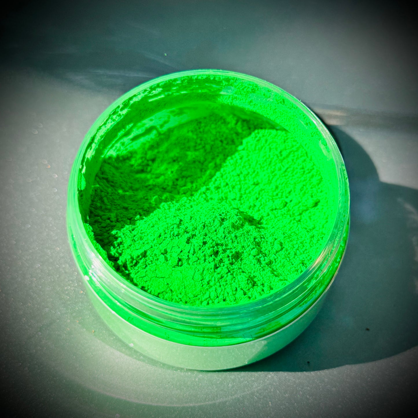 Nickelodeon Slime neon green pigment