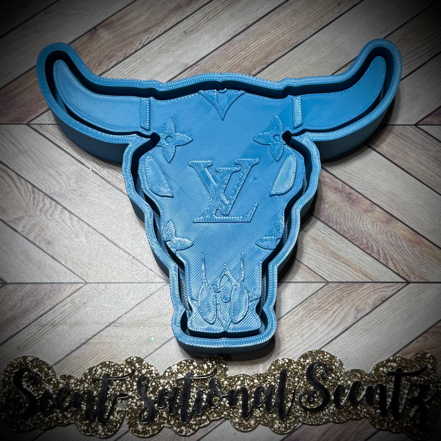 Lux Bull Head mold(572)