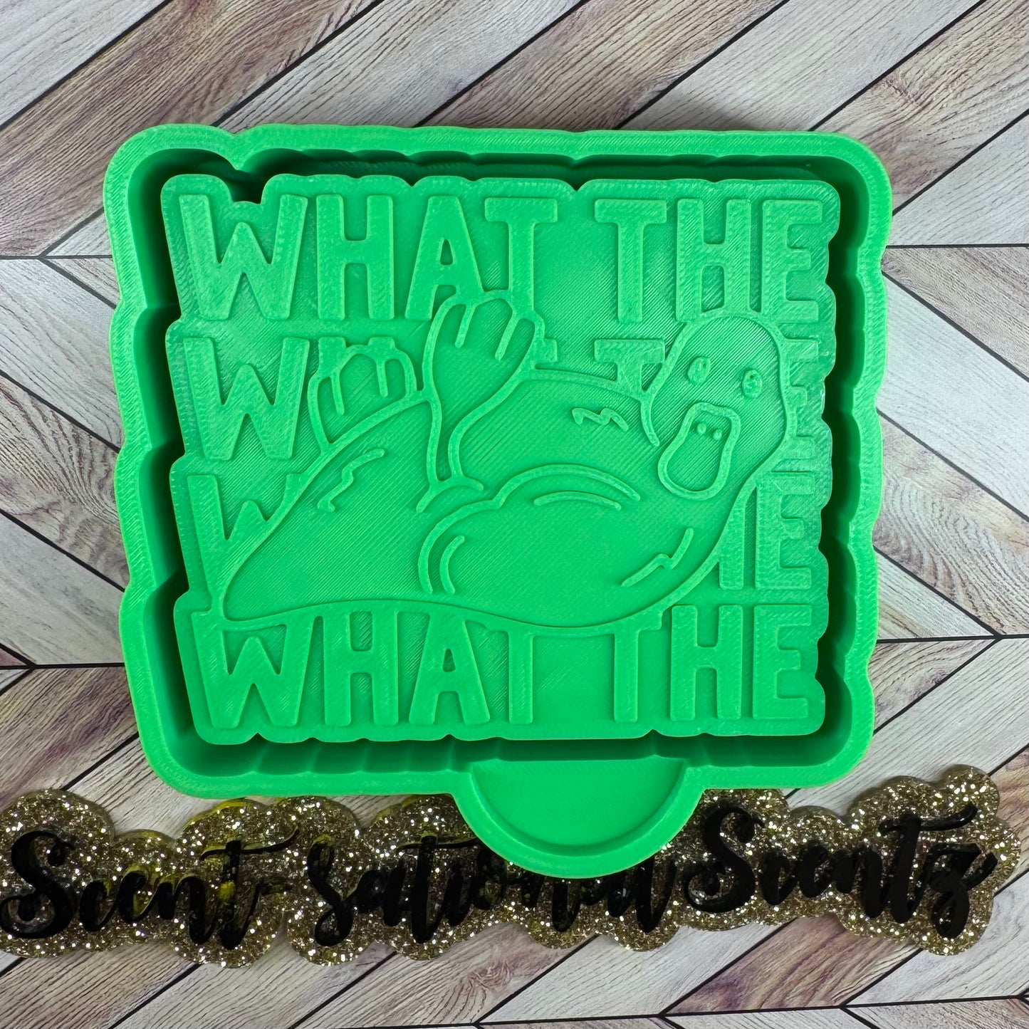 What the DUCK mold(132)