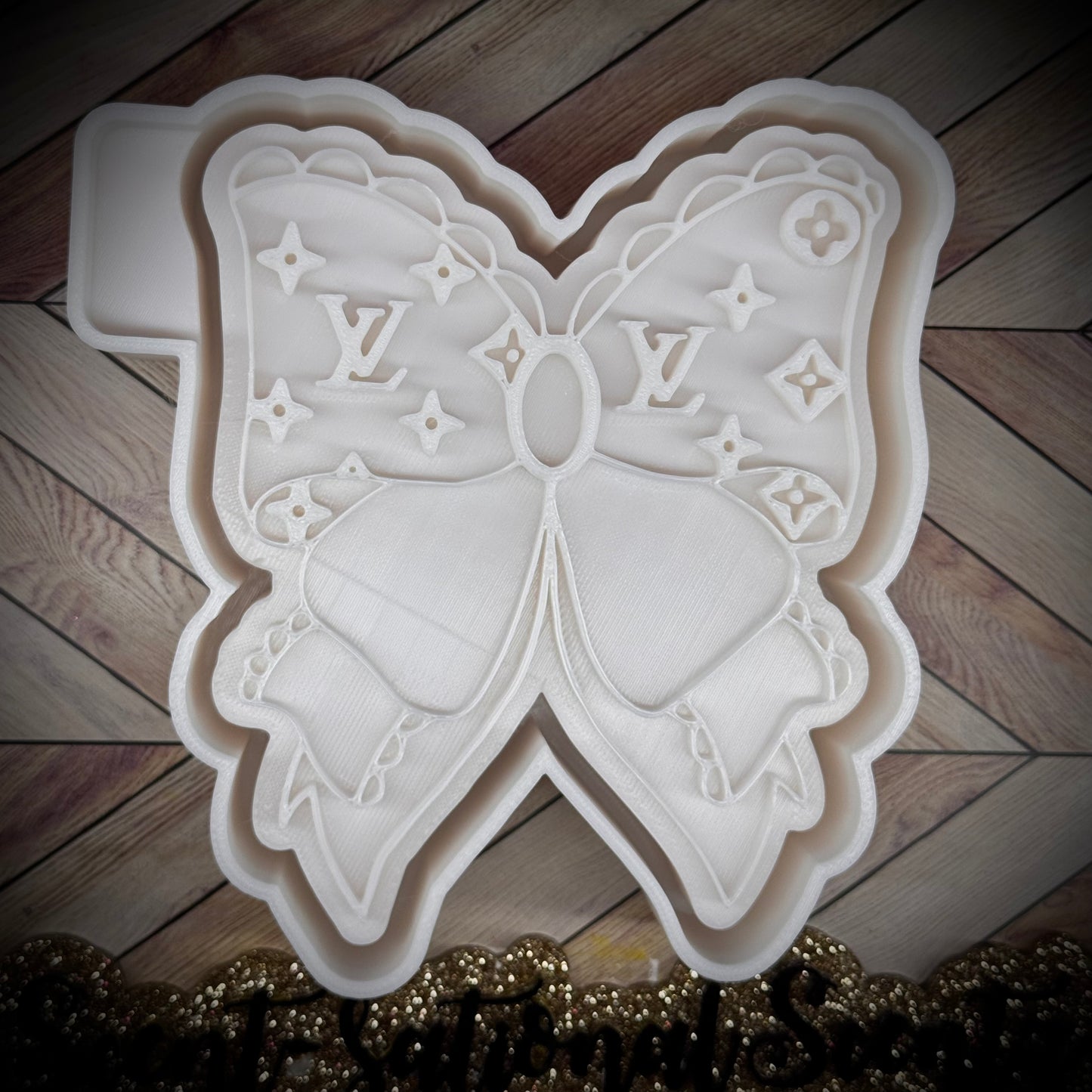 LV Lux Bow mold(517)