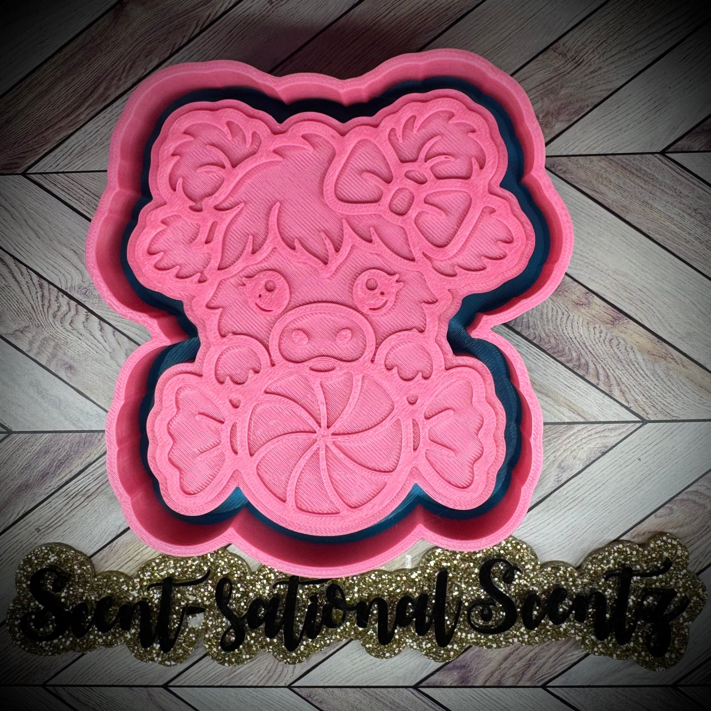 Highland w/Peppermint Candy mold