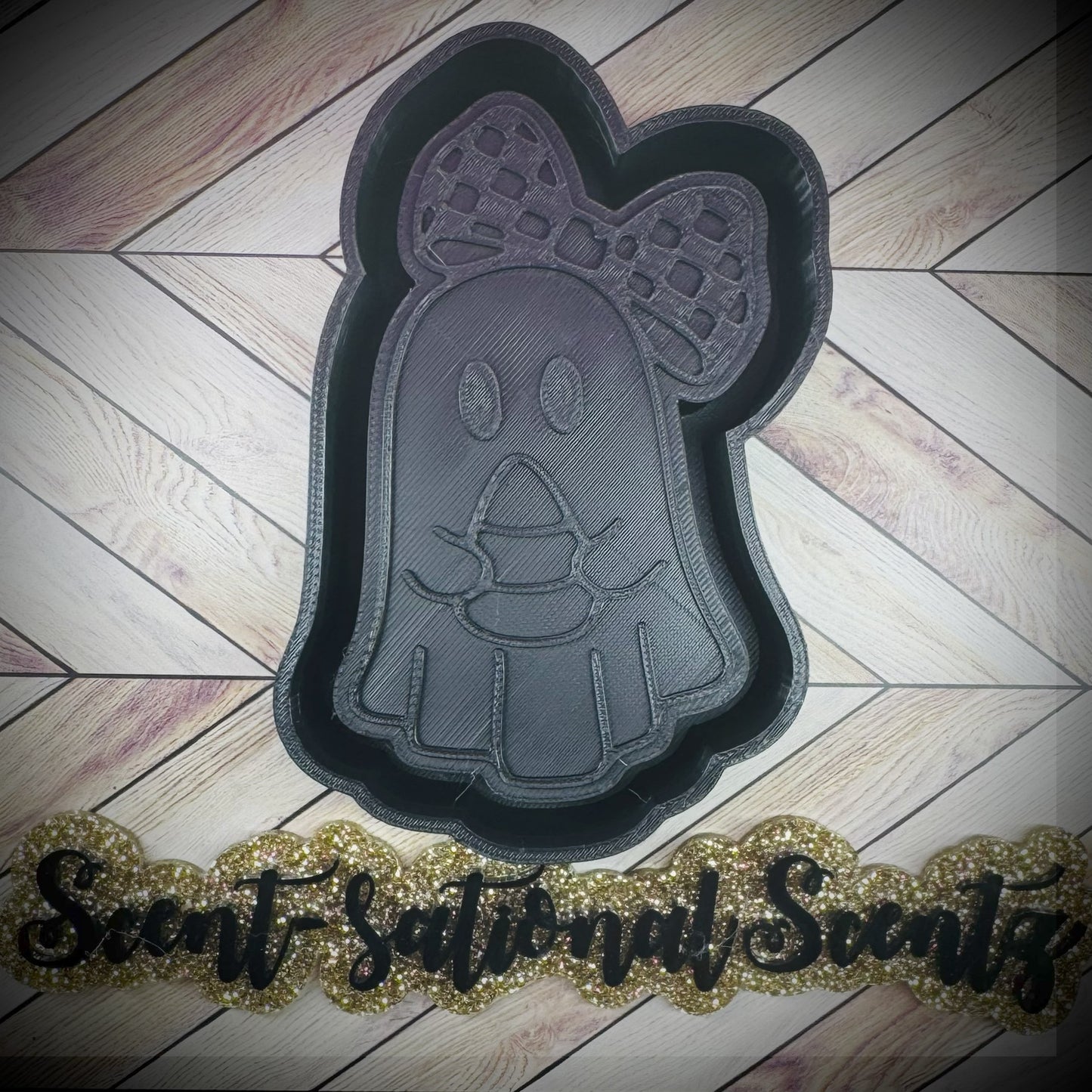Candy Corn Ghost w/Bow Freshie Mold(125)