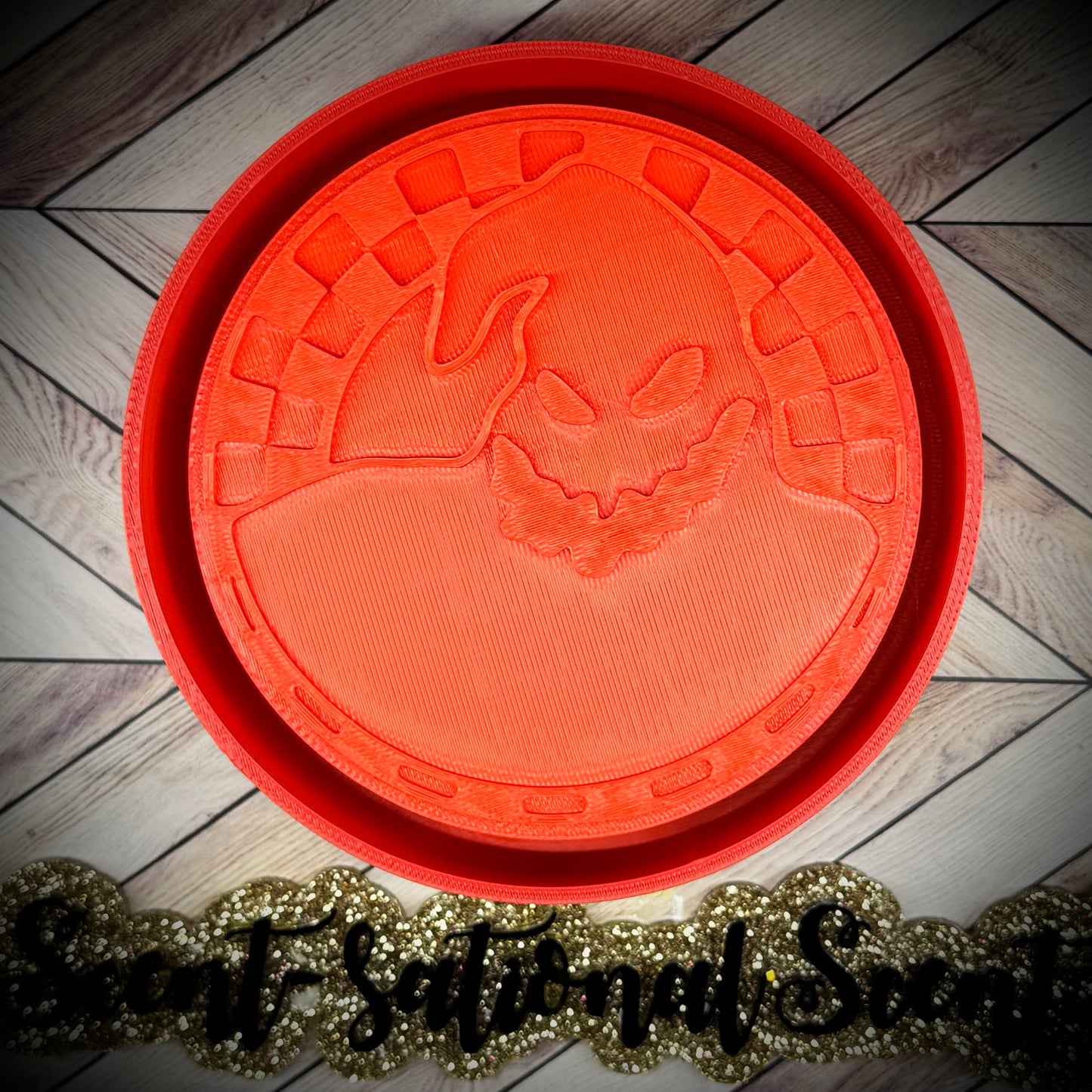 Checkered Oogie Round mold