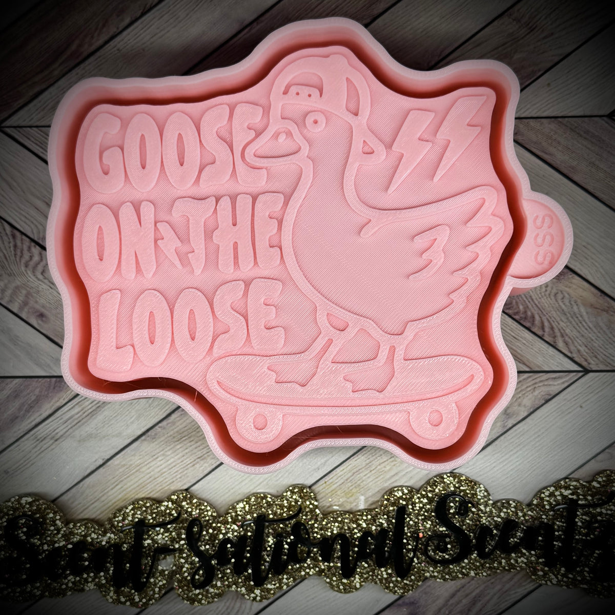 Goose on the Loose Skateboarding mold(943)