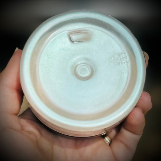 Gertrude green-iridescent pearl mica