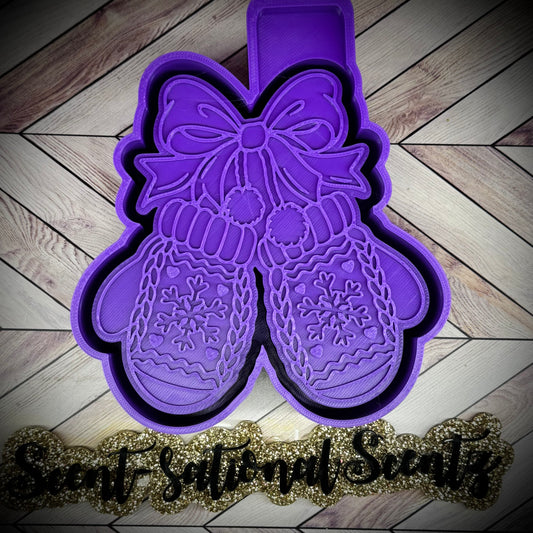 Mittens mold