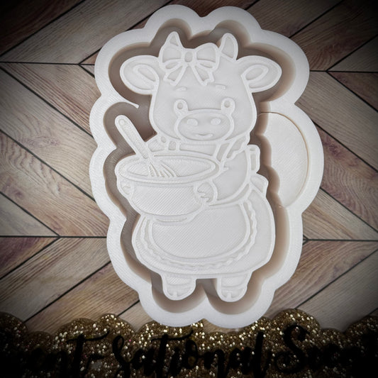 Cow w/Mixing Bowl mold(560)