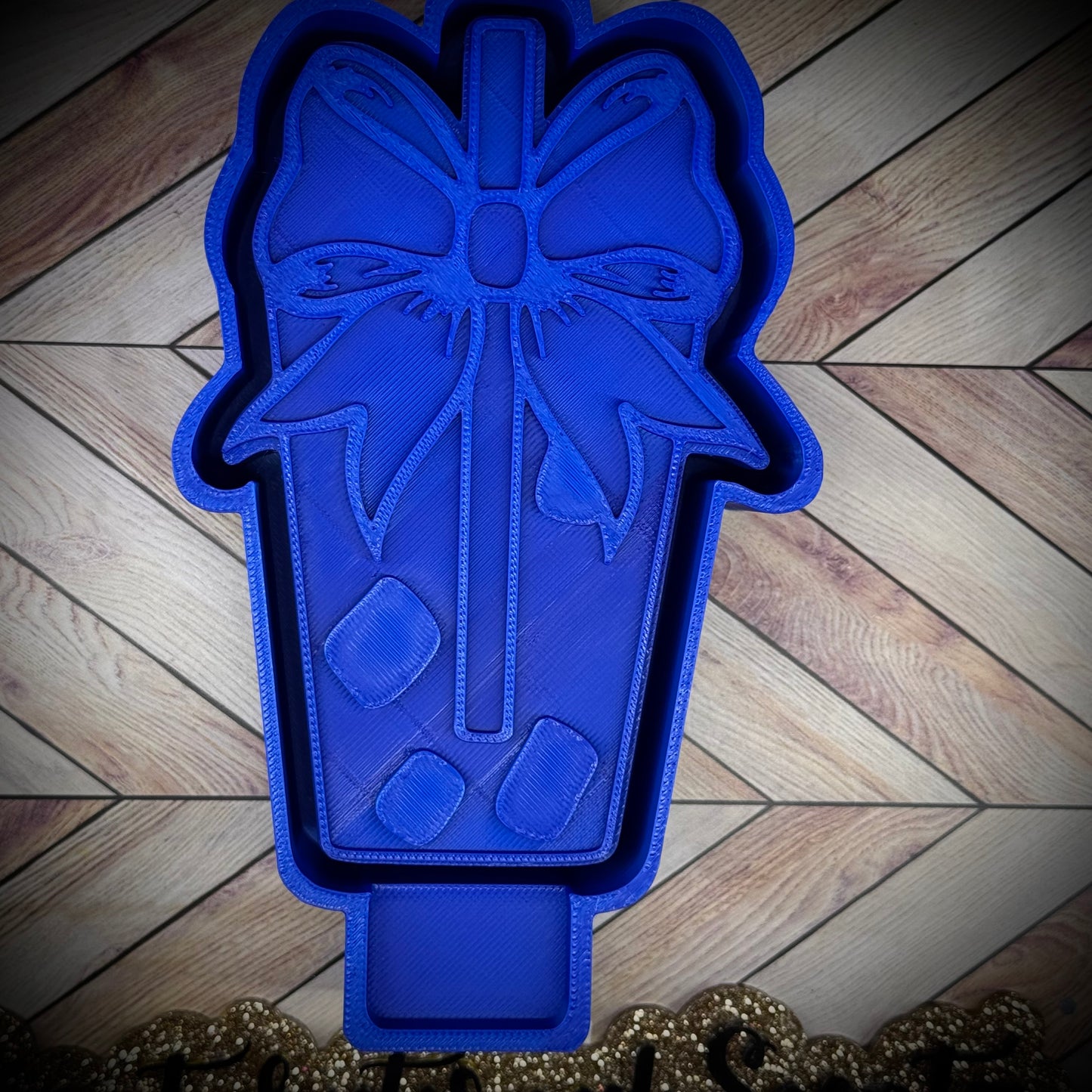 Iced Coffee w/bow mold(541)