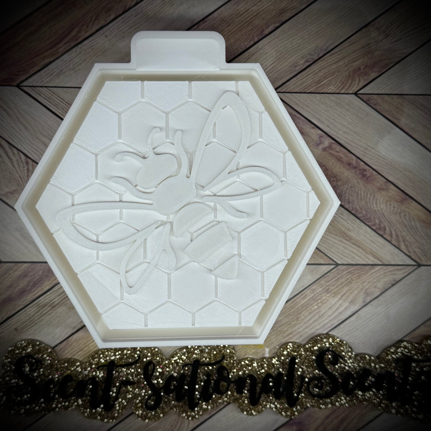 Honeycomb Bee mold