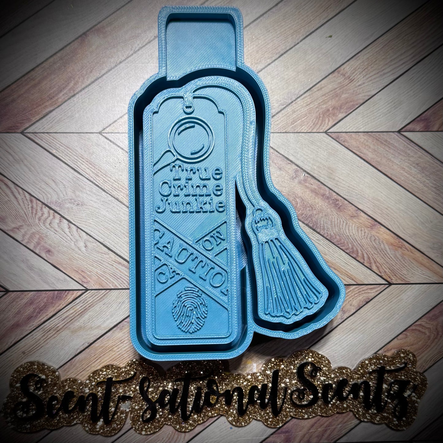 Bookmark-“True Crime Junkie”mold(548)