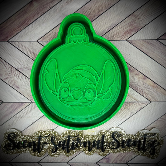 Ornament w/Stitch mold
