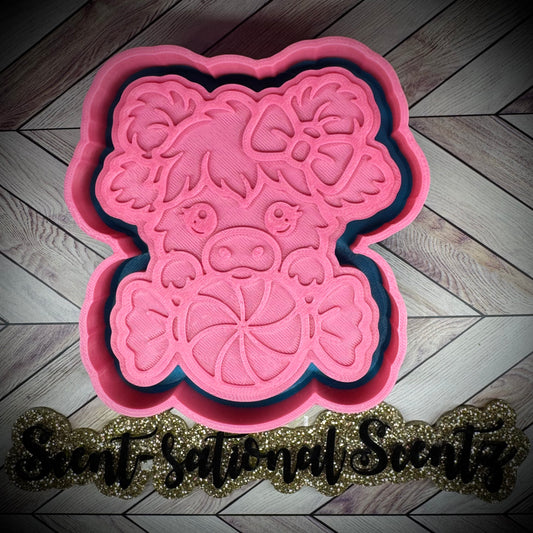 Highland w/Peppermint Candy mold