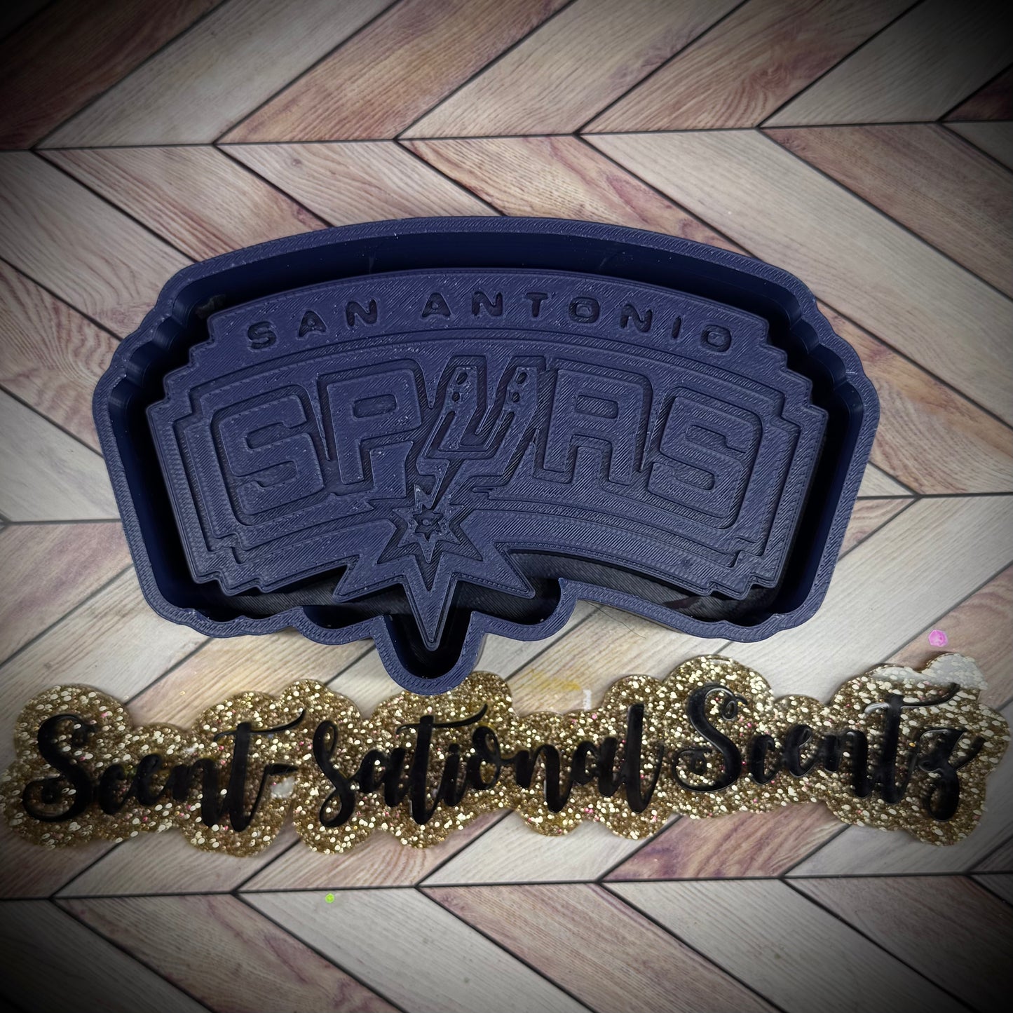 SA Spurs mold